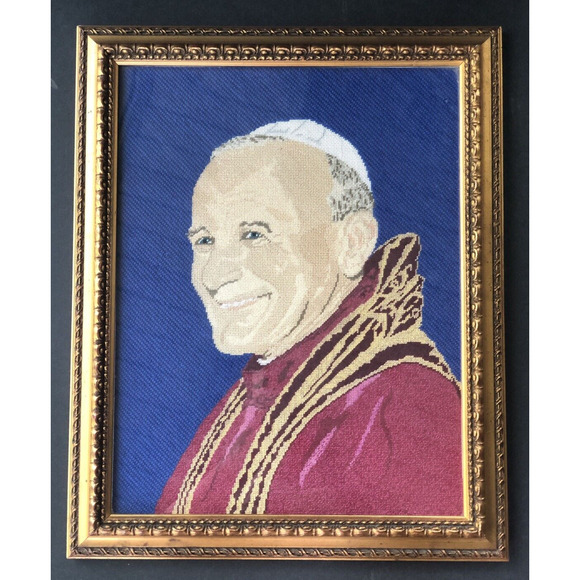 Pope John Paul II Portrait Embroidered Needlepoint Gold Frame Catholic Religious - Picture 1 of 10